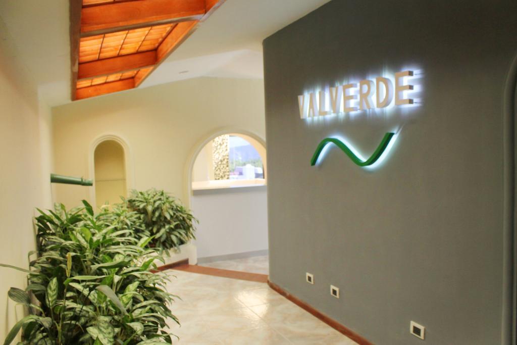 Hotel Boutique Valverde Cumbres De La Escalon Mejicanos Exterior photo
